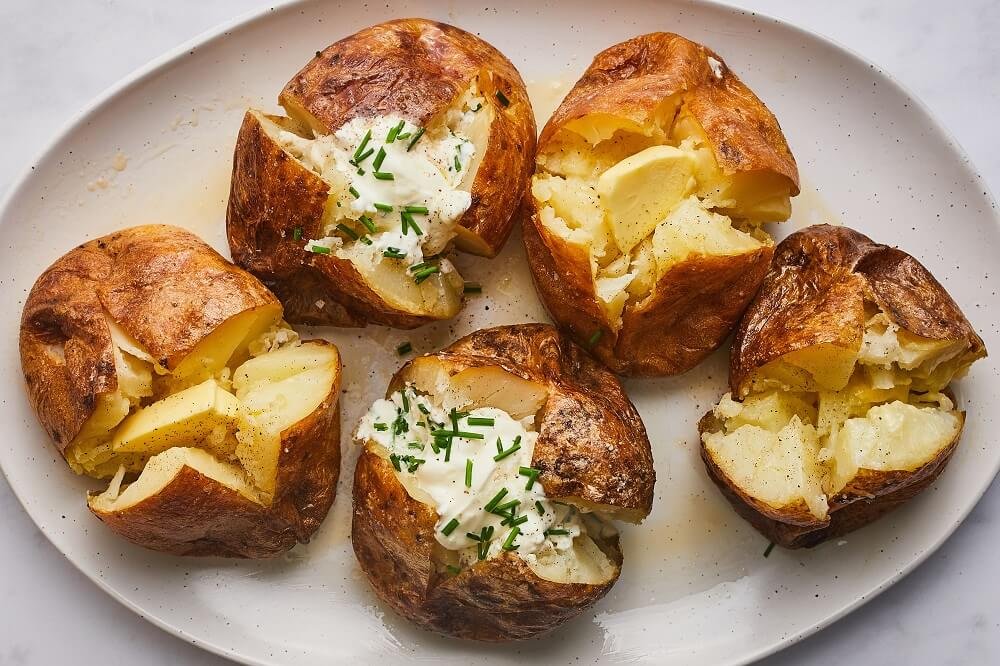 How to Cook Jacket Potato in Microwave and Oven