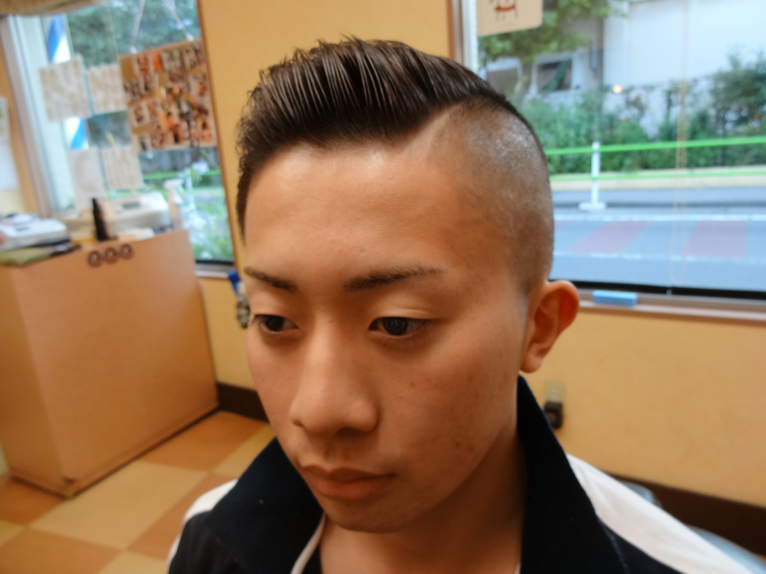 大人の男が選ぶ震災刈りとは？ツーブロックとの違いや頼み方を徹底解剖