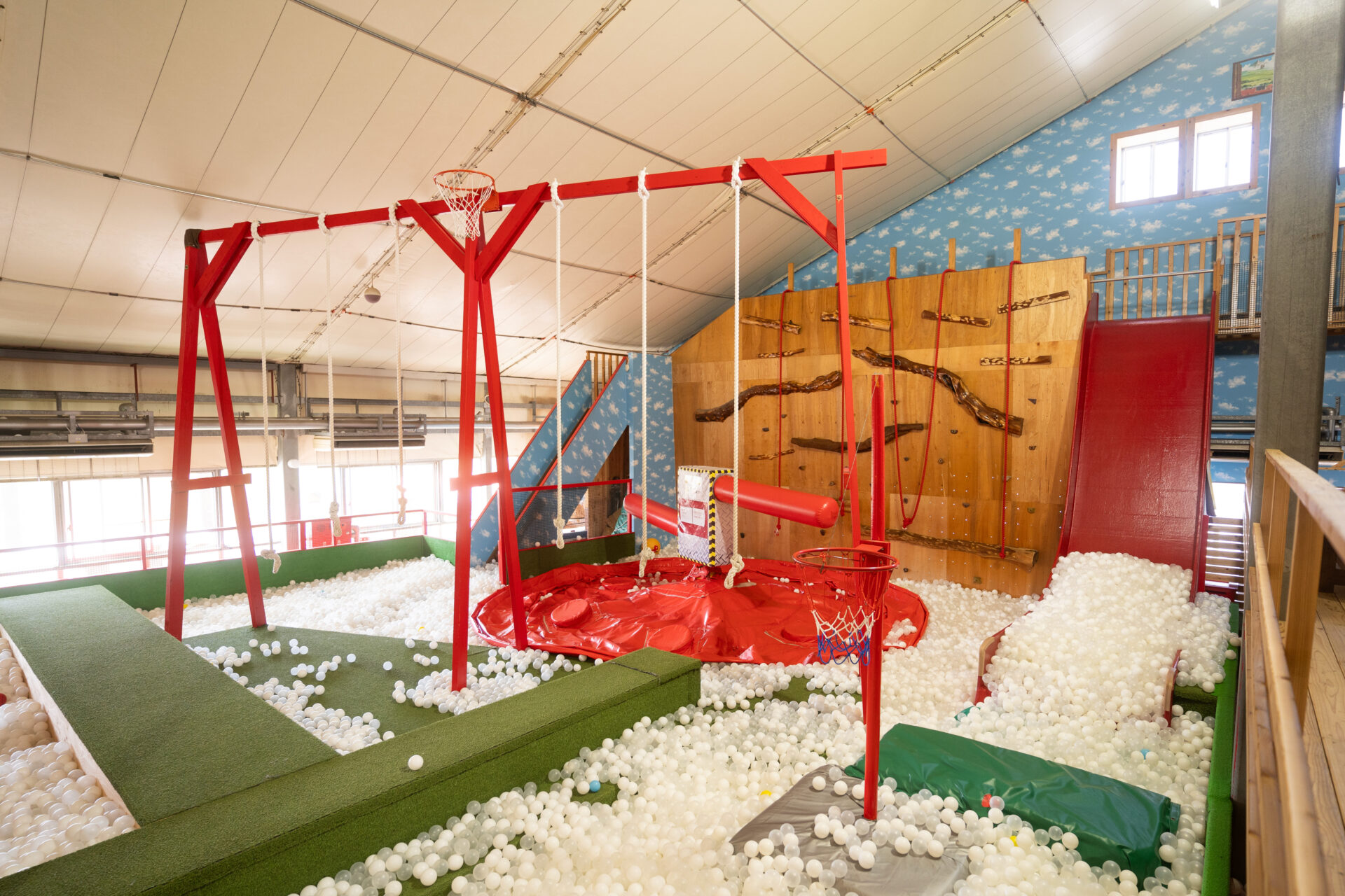 【2026最新】霧島の遊び場決定版！子供が喜ぶ無料公園＆雨の日の穴場