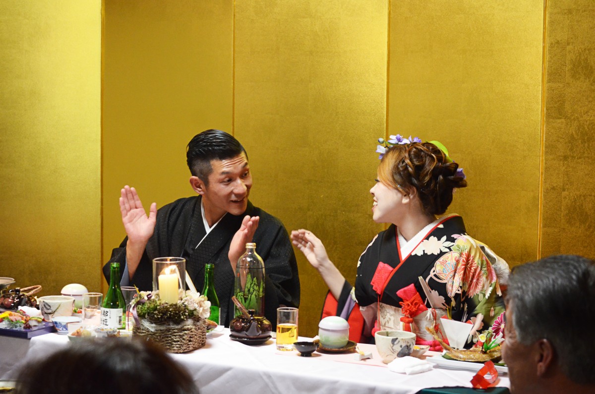 笑い飯哲夫の嫁と子供の現在｜仏教愛と塾経営を支える妻の素顔