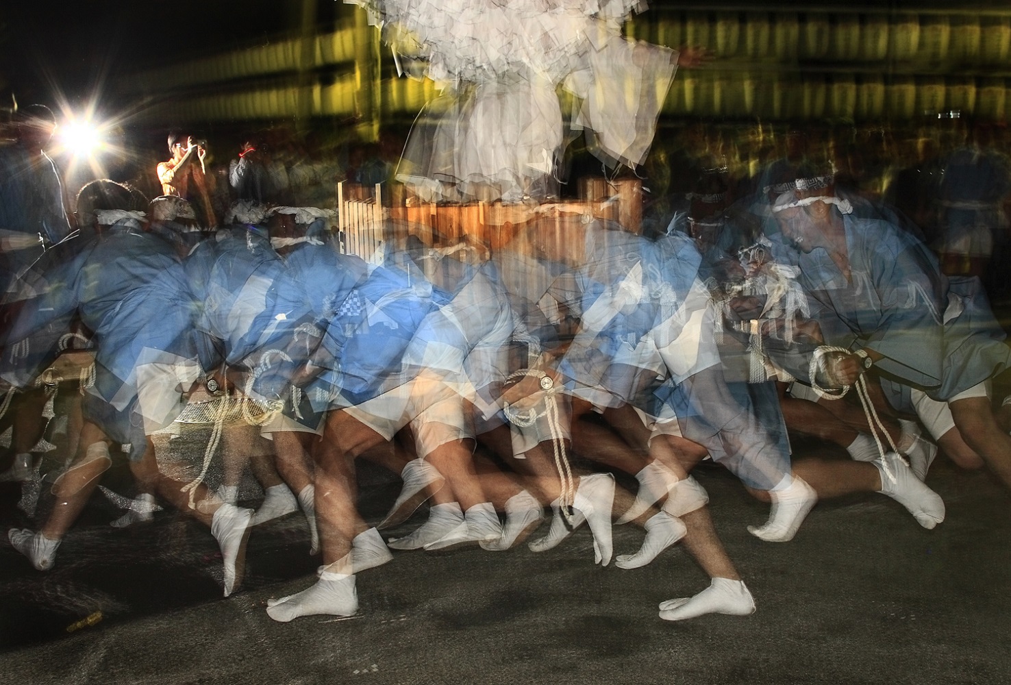 京都宇治あがたまつり2026完全ガイド｜暗闇の奇祭と梵天渡御の真相