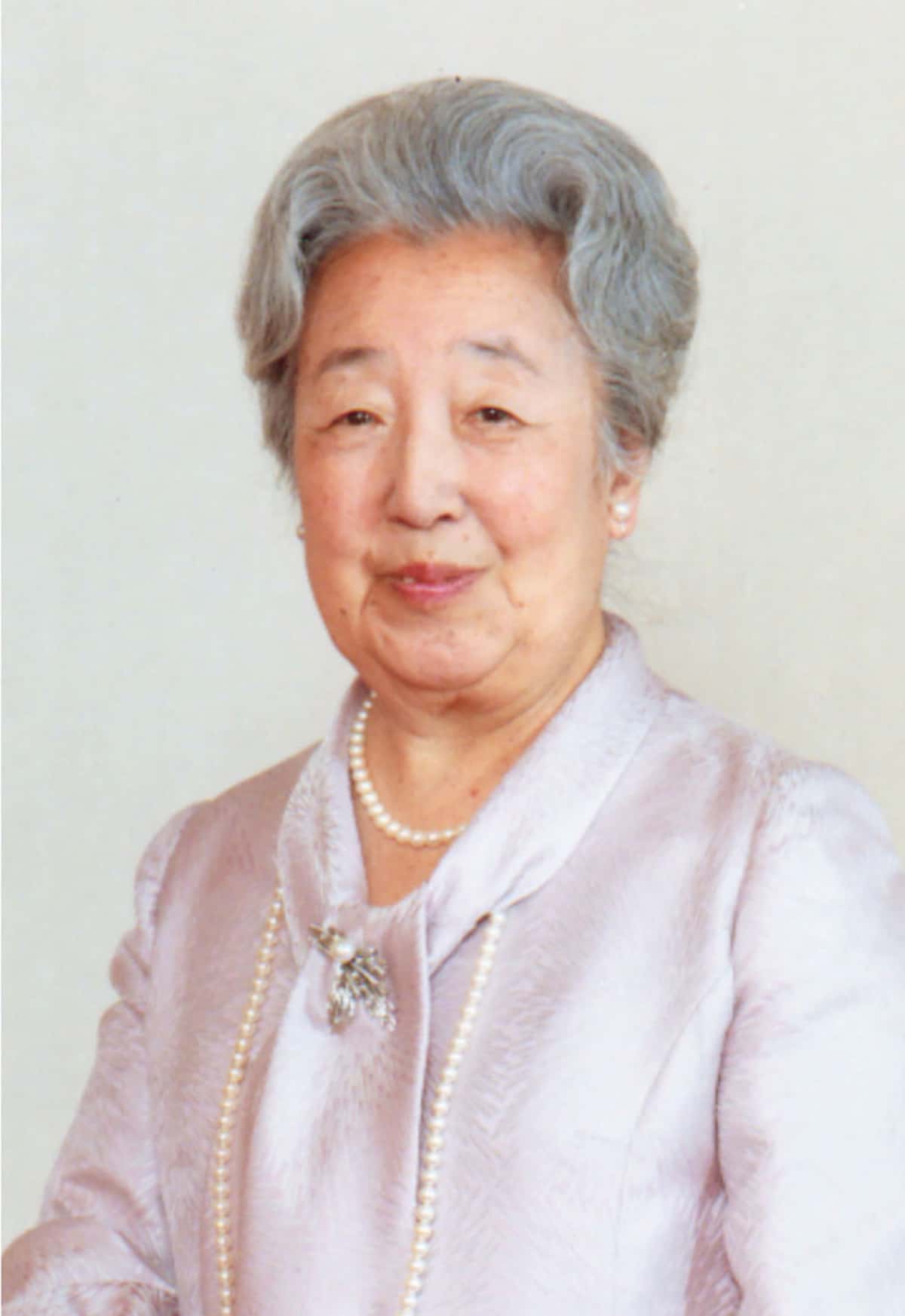 香淳皇后の知られざる生涯と美智子さまとの真相！昭和を支えた国母の素顔