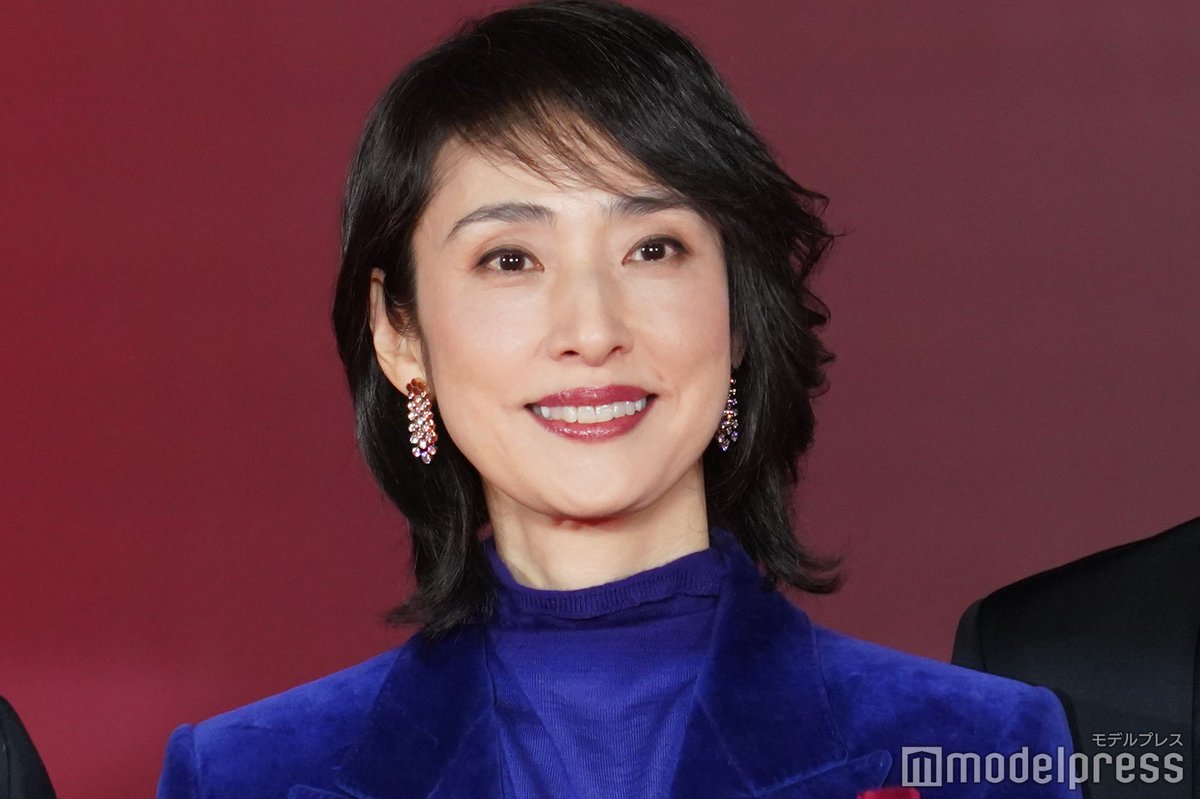 天海祐希に恋人はいる？生涯独身宣言の真相と歴代彼氏の全軌跡