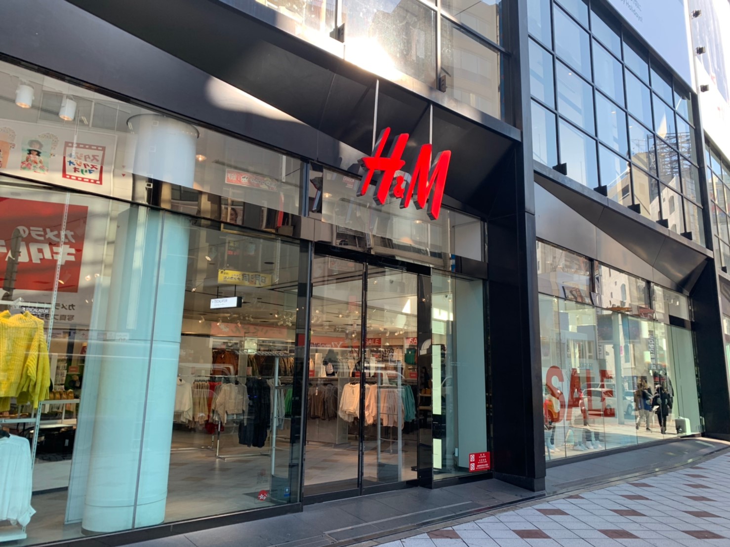 H&M渋谷店の閉店理由と跡地の現在｜再出店の噂や近隣店舗を徹底解説