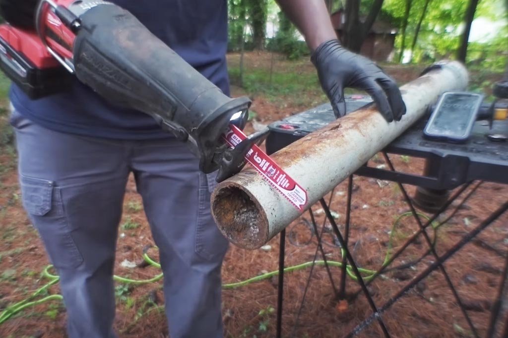 Best Way to Cut Cast Iron Waste Pipe