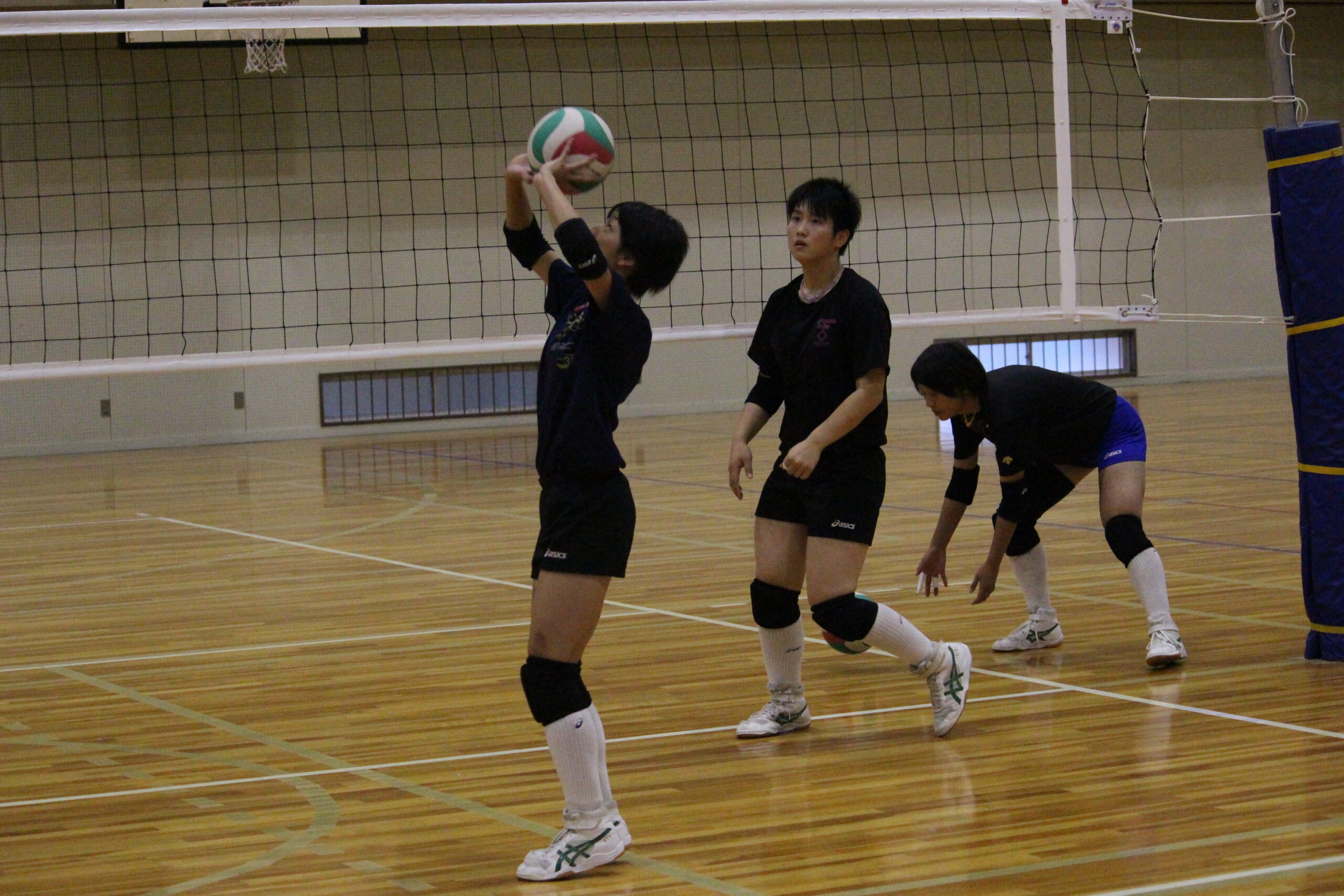 オーバーハンドパス上達の極意！飛ばない・痛い原因と劇的改善法