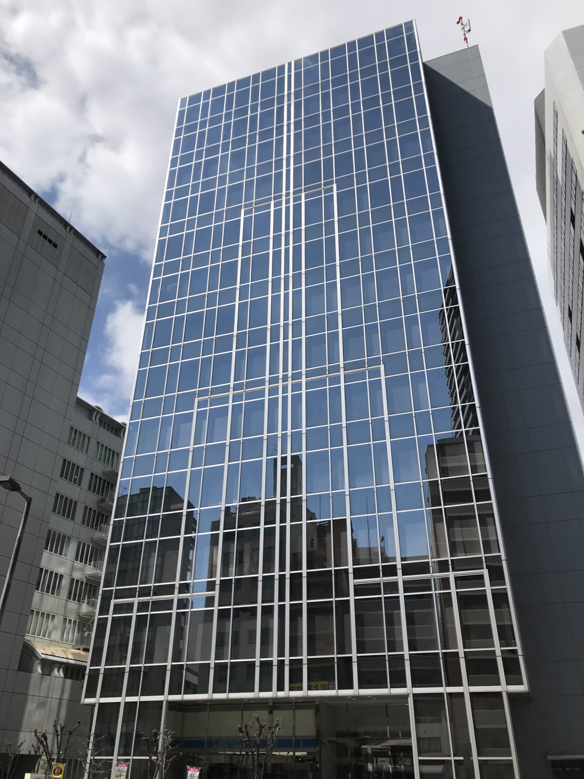 アーバンエース肥後橋ビルの真相！空室や賃料相場と評判を徹底検証