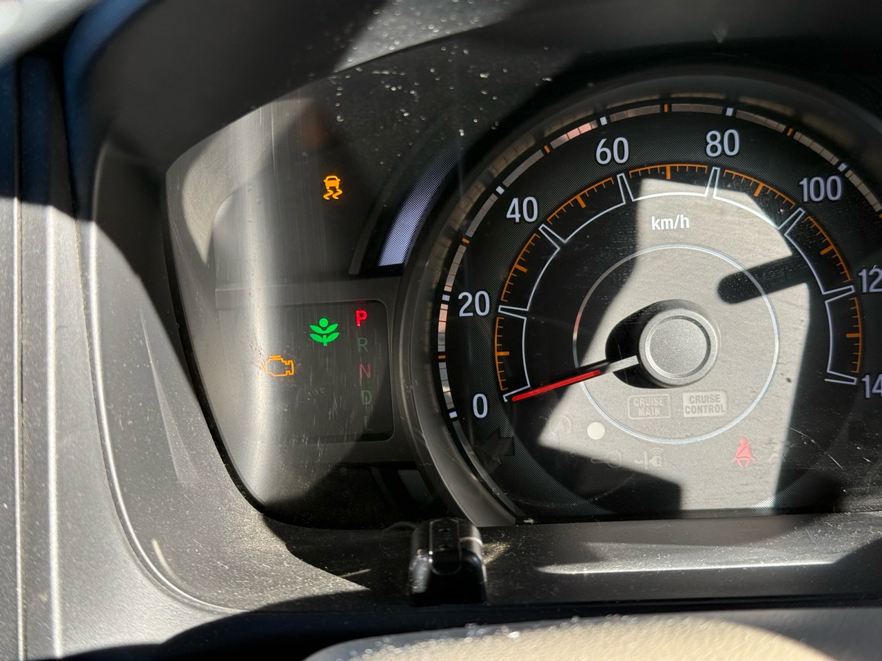 ホンダ車のVsa警告灯がついたら？走行可否と原因・修理費用の真相