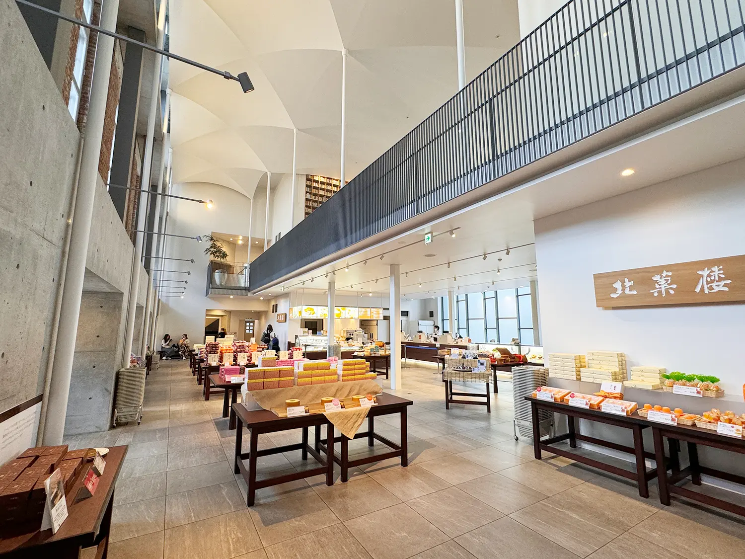 北菓楼札幌本館はなぜ人気？限定シューの販売時間と混雑回避術を徹底解説