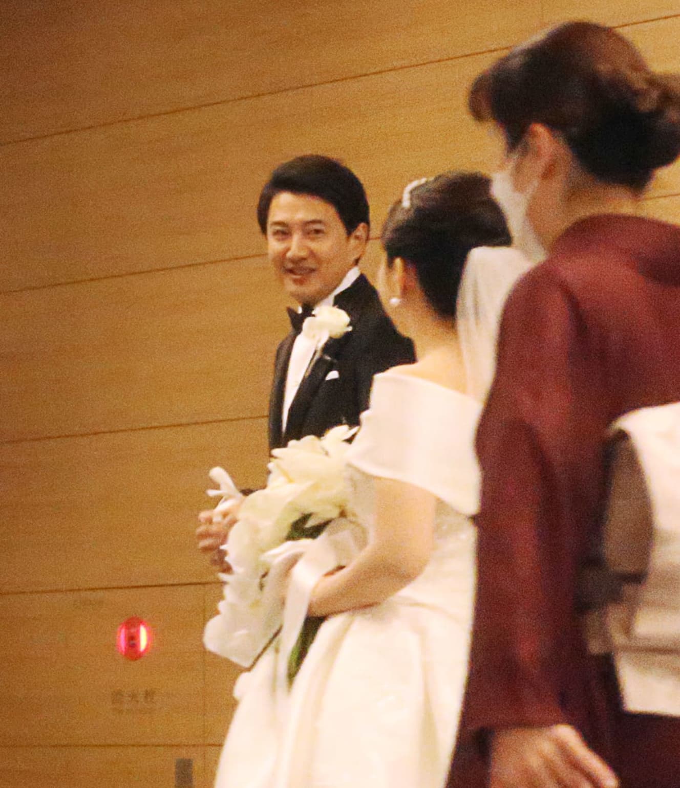 加藤綾子の結婚相手は年商数千億の社長！育児専念の現在と夫婦の真相とは？