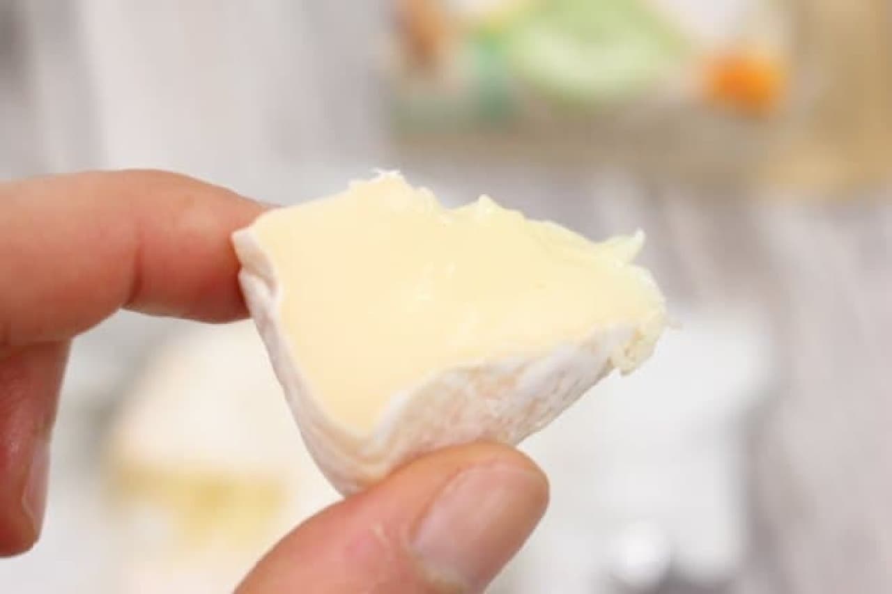 Can You Eat Camembert Skin