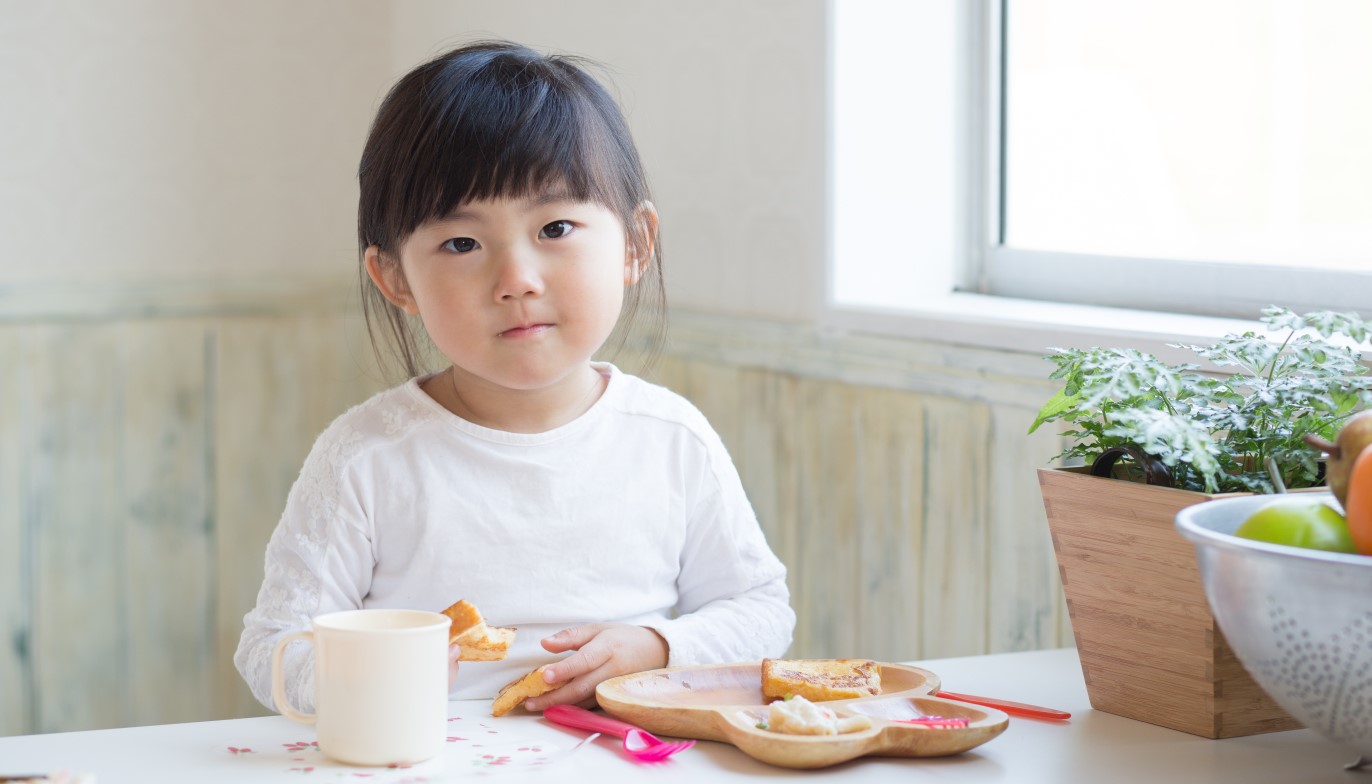 3歳がご飯を食べない本当の理由！専門家が教える5つの解決策