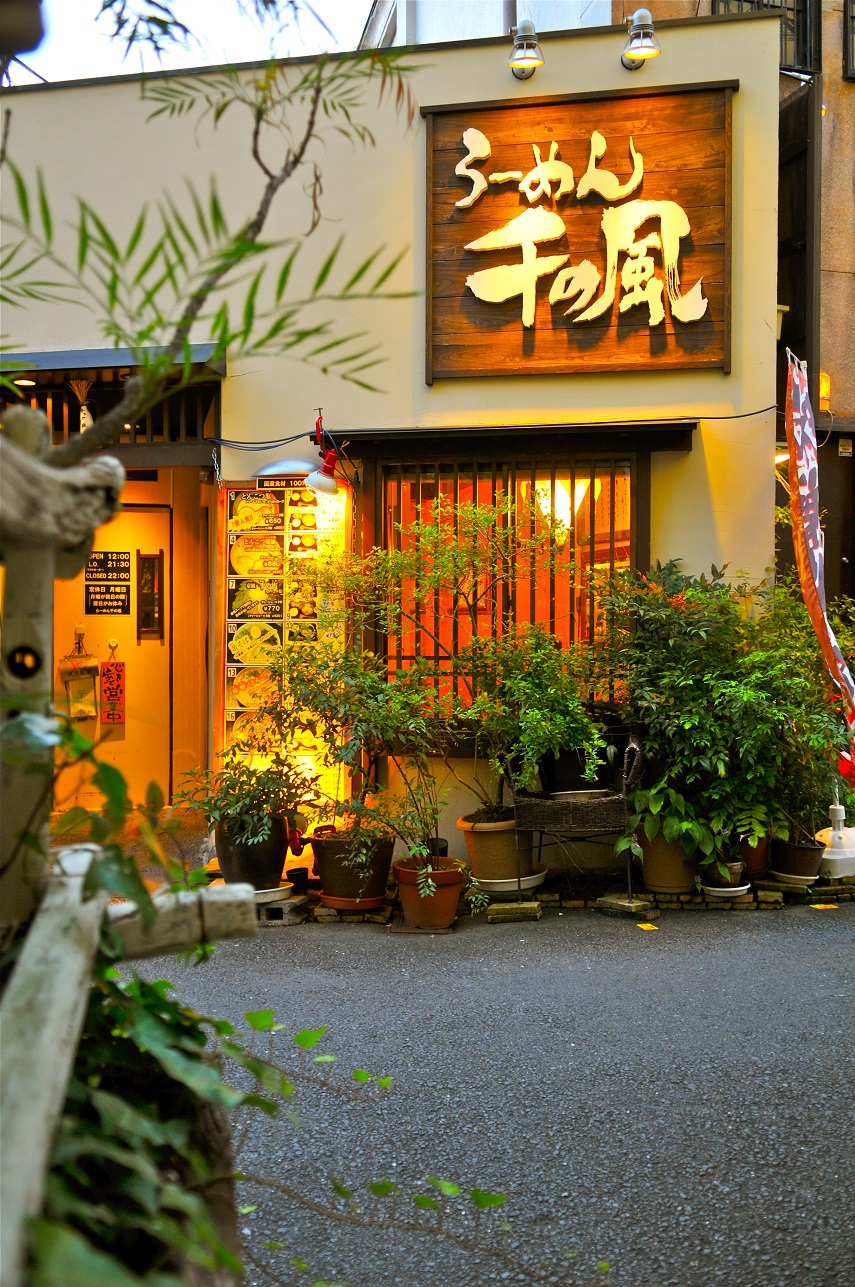 京都・河原町で行列を呼び続ける「奇跡の一杯」2026年最新ルポ！国境を超えて愛される熱狂の理由