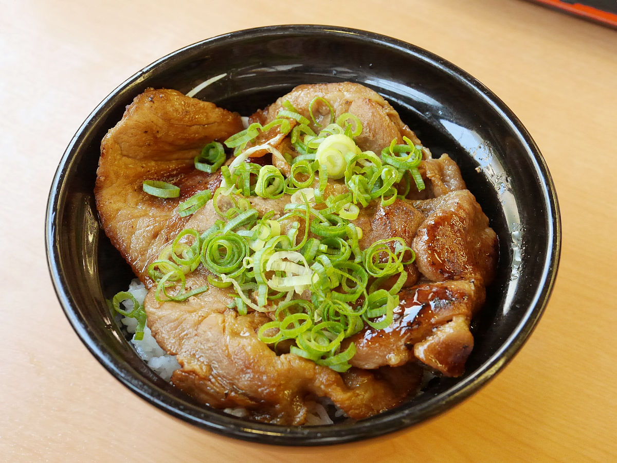 吉野家「十勝豚丼」は現在買える？復活の真相と秘伝ダレ再現レシピ