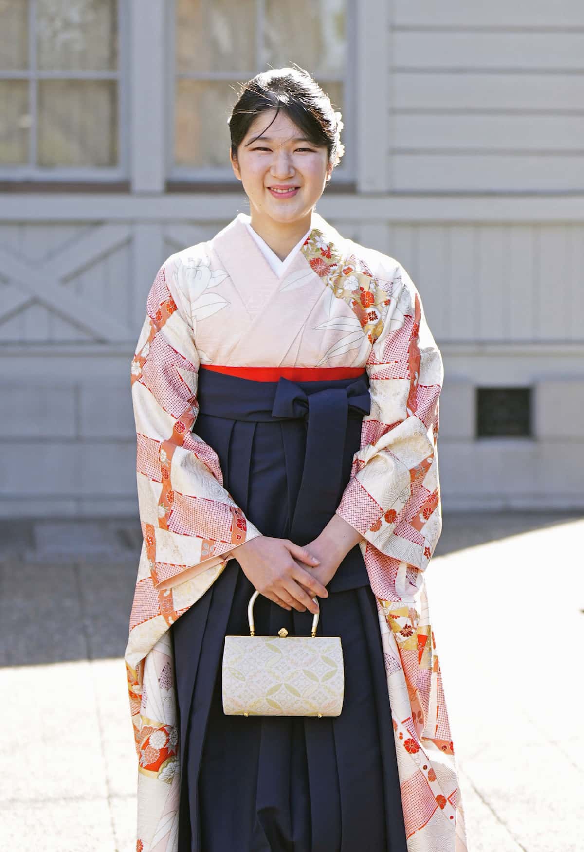 愛子さま学習院での4年と卒論の真実！日赤就職と現在2026年の姿