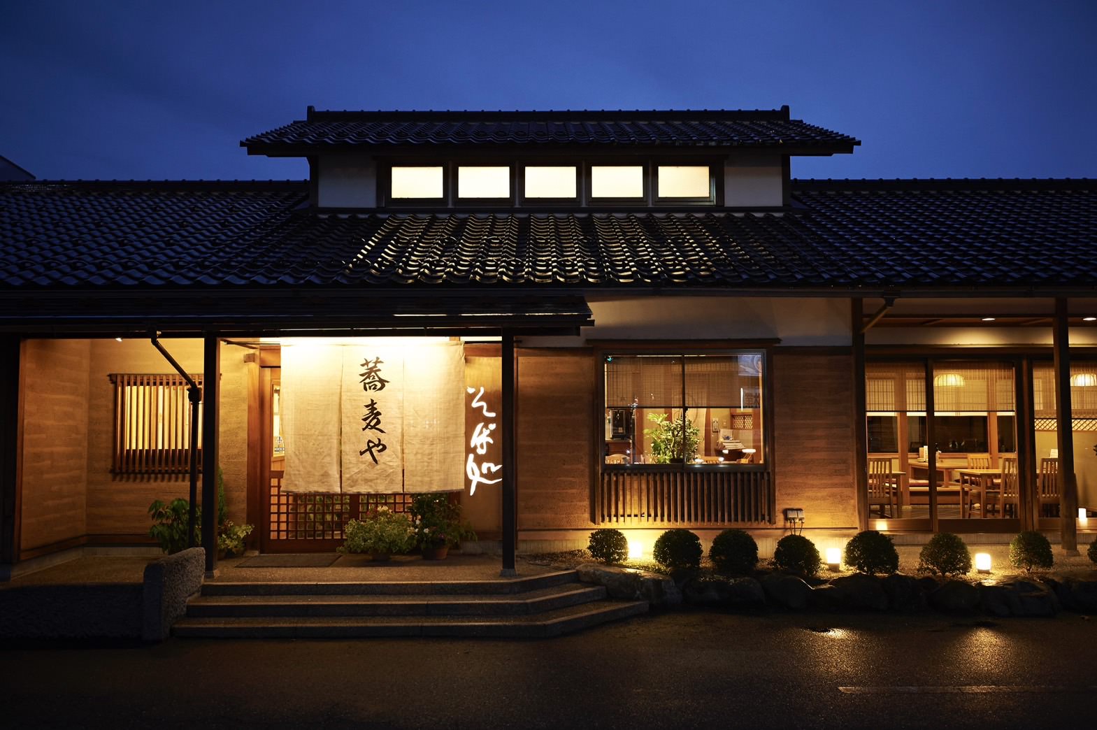 金沢の名店「蕎麦処大藪」なぜ人気？十割蕎麦の魅力と混雑回避術