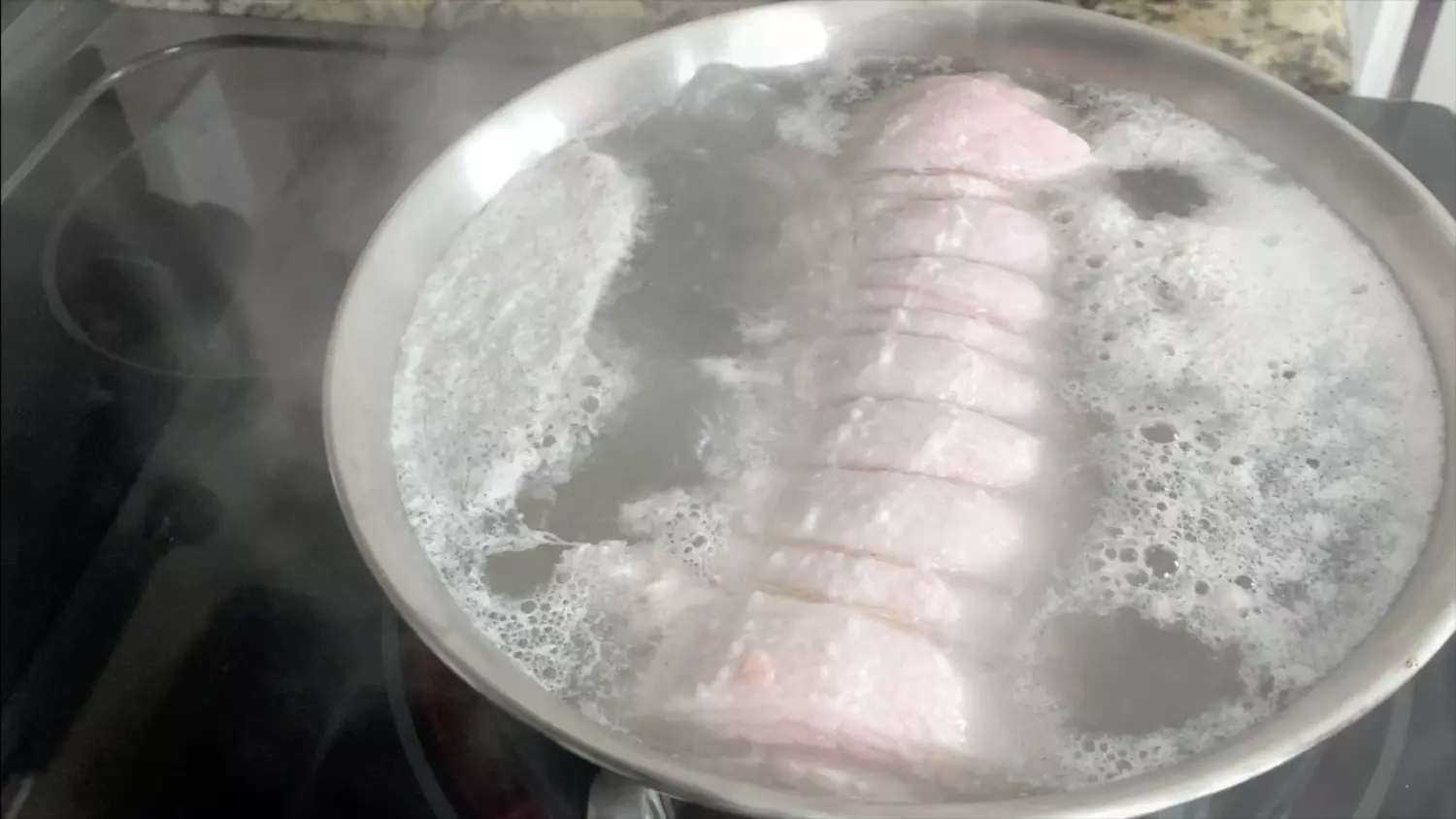 How Long to Boil Meat to Remove Impurities