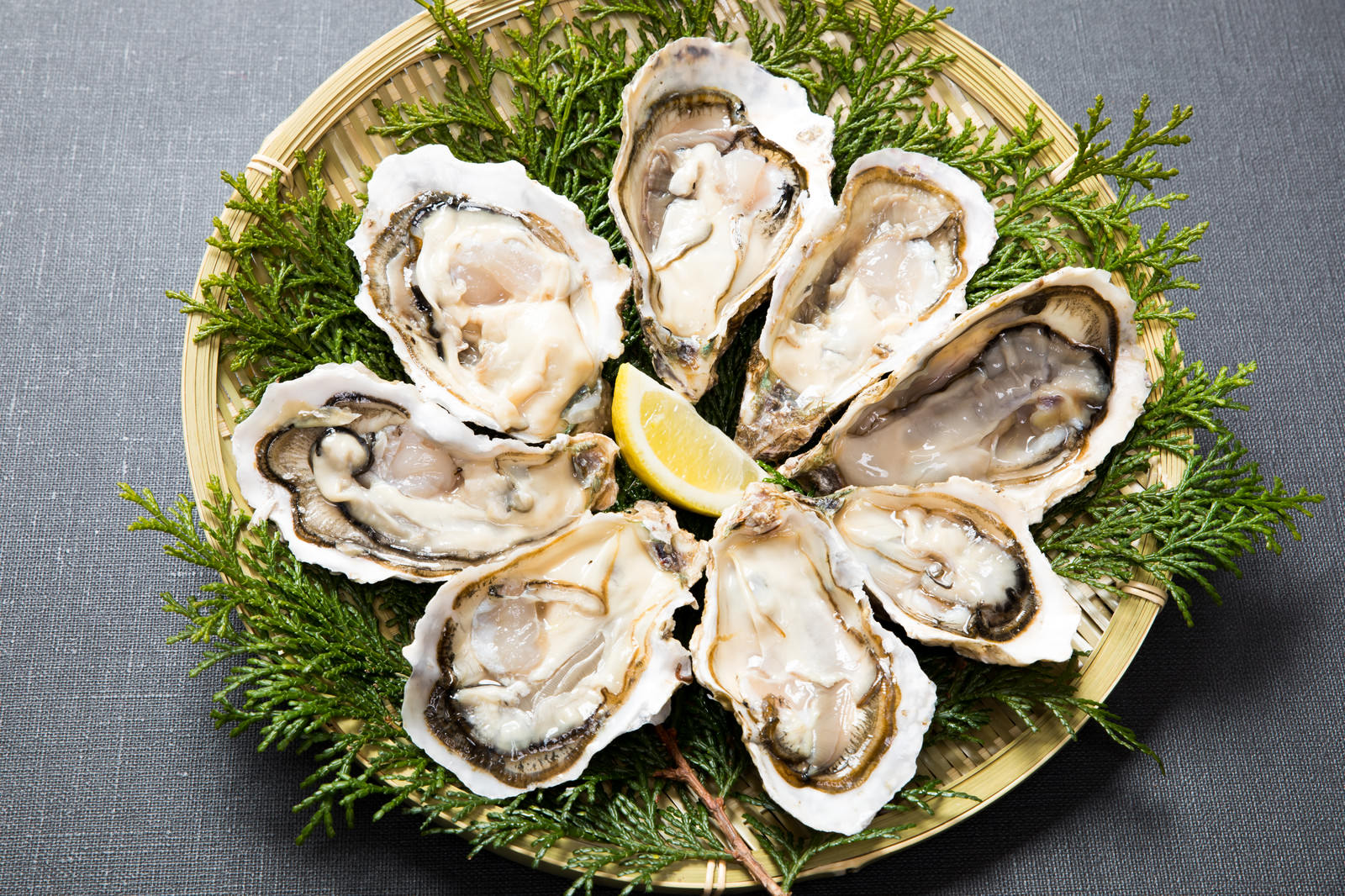 都内で楽しむ贅沢な牡蠣食べ放題！話題の絶品オイスターバー徹底取材