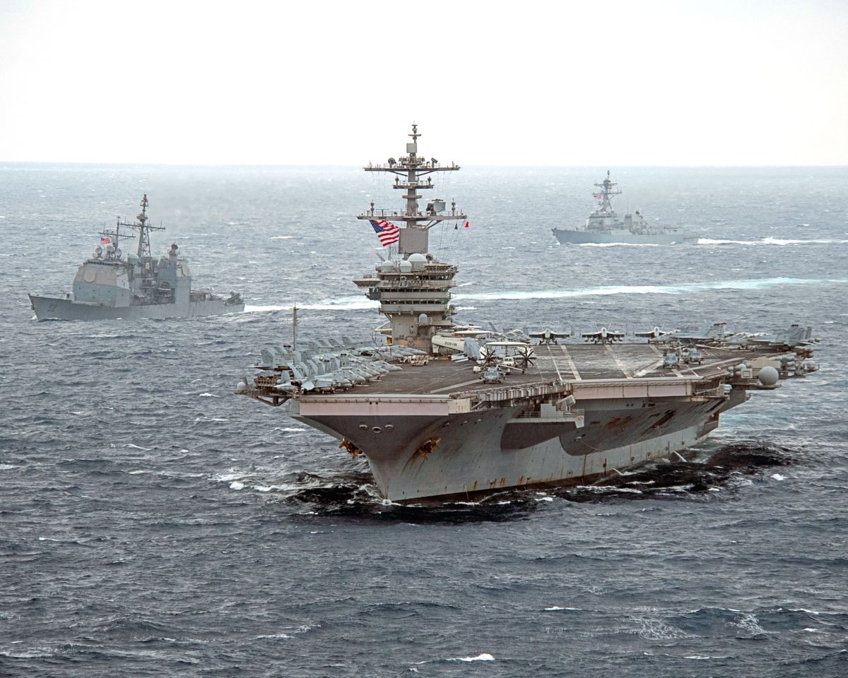 米空母打撃群の強さは国家ひとつ分！最新編成と圧倒的戦闘力を徹底解剖
