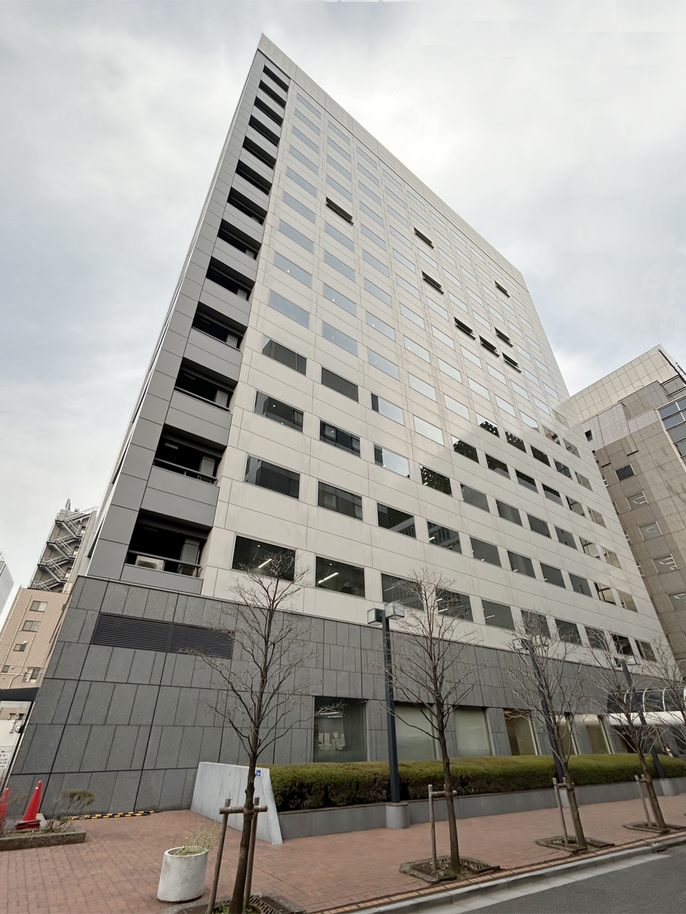 岩波書店一ツ橋ビルの建て替えと現在｜移転の真相や跡地再開発の最新動向