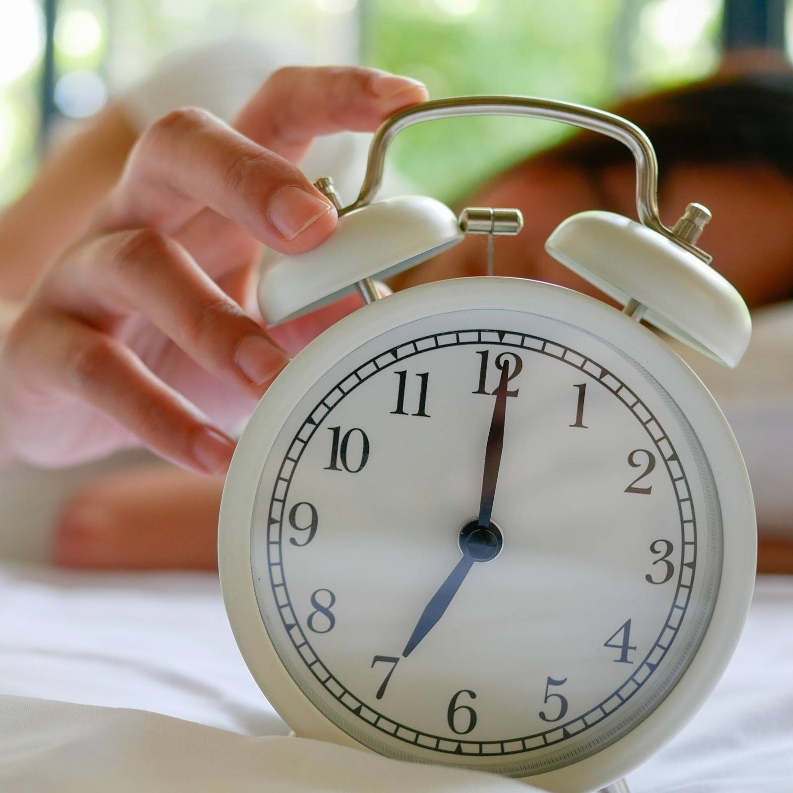 もう二度寝しない！睡眠医学が教える朝すっきり起きる驚きの手法