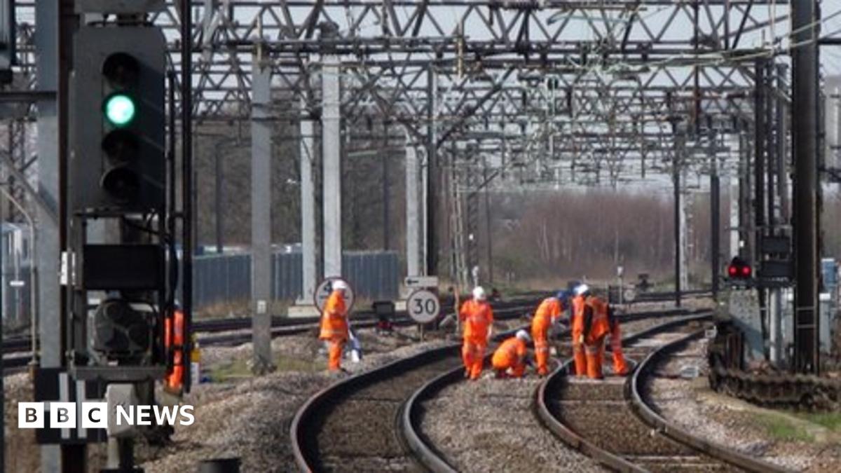 Major Festive Season Rail Disruption Hits Uk Lines