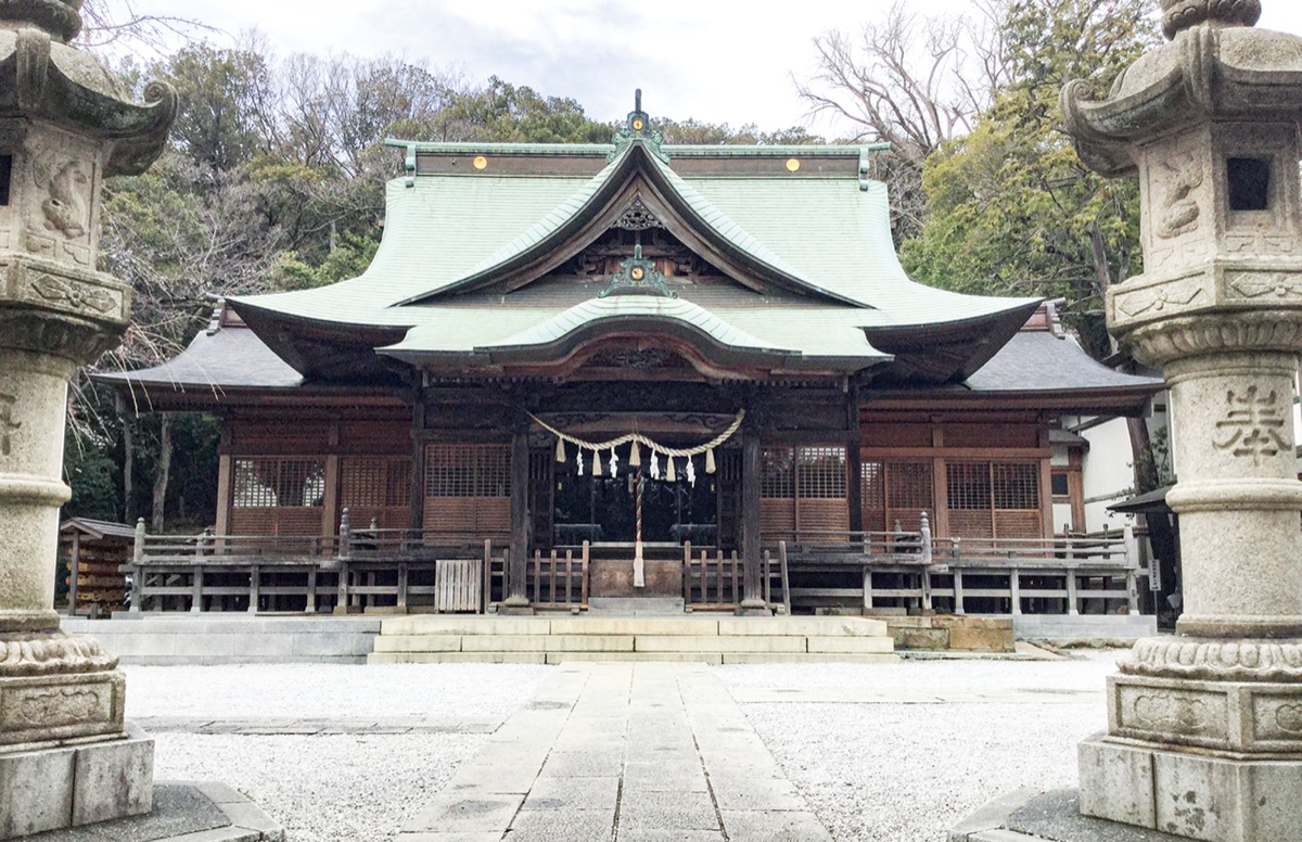 なぜ師岡熊野神社はサッカーの聖地なのか？勝負運・厄除けの真相【2026】