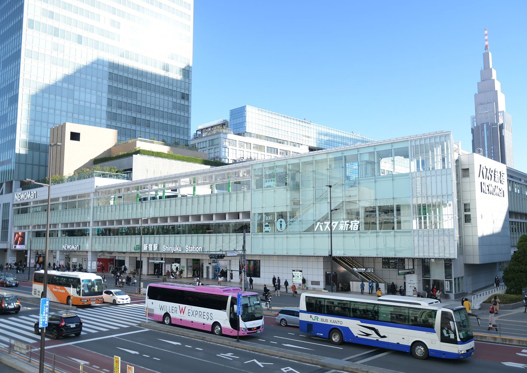 バスタ新宿攻略！混雑回避と深夜高速バス・穴場カフェ徹底解剖