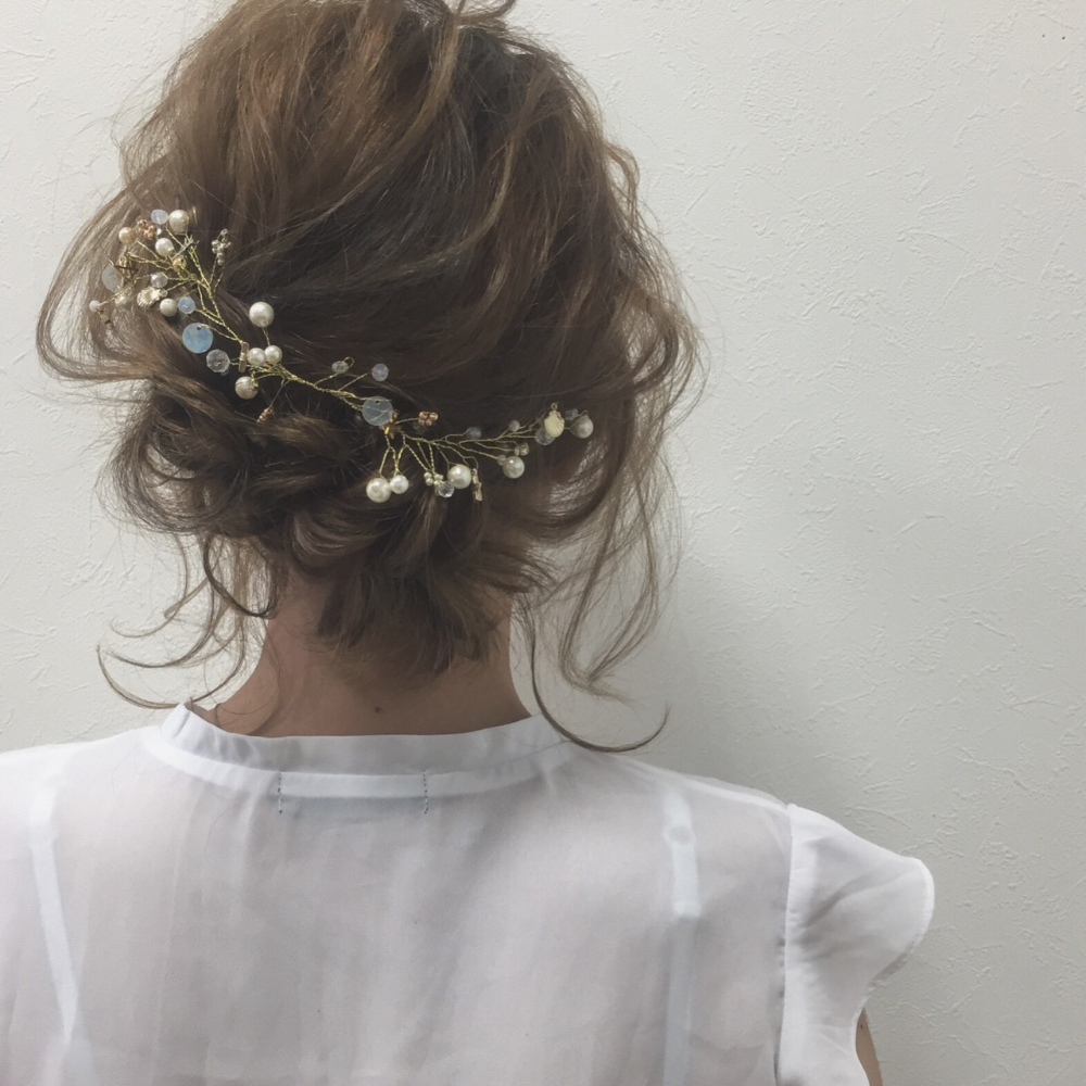 結婚式ヘアアレンジのマナー違反とは？2026年人気髪型＆簡単術