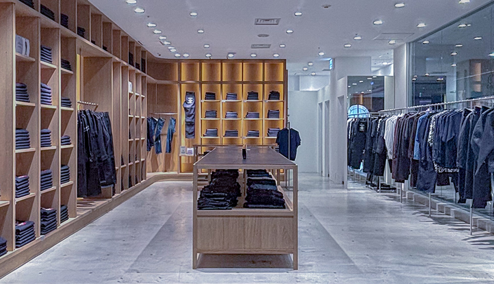 桃太郎ジーンズ青山店の現在と閉店理由｜東京直営店の最新動向