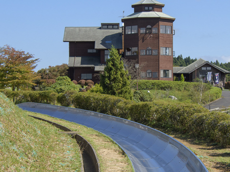 日本最長級スライダーの聖地「奥日立きららの里」が2026年に大ブレイク中！デジタルデトックスの新たな聖地へ