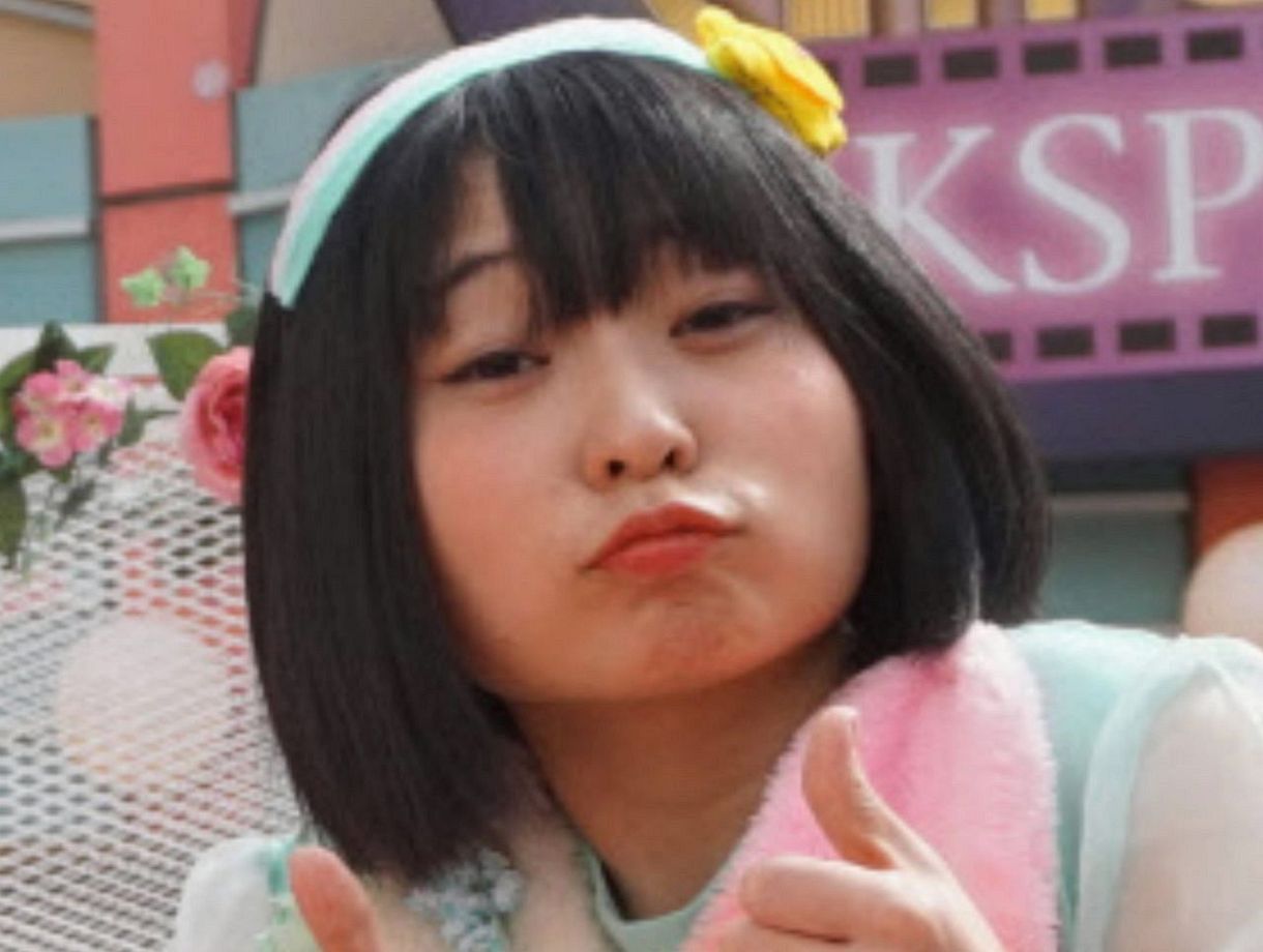 アンゴラ村長が可愛いと話題沸騰！垢抜けの理由と写真集の真相