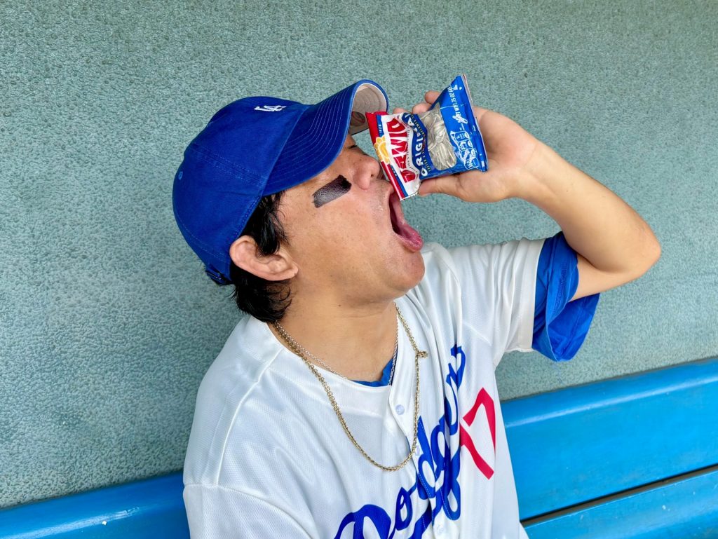 なぜメジャーリーガーはひまわりの種を食べる？驚くべき理由と秘密