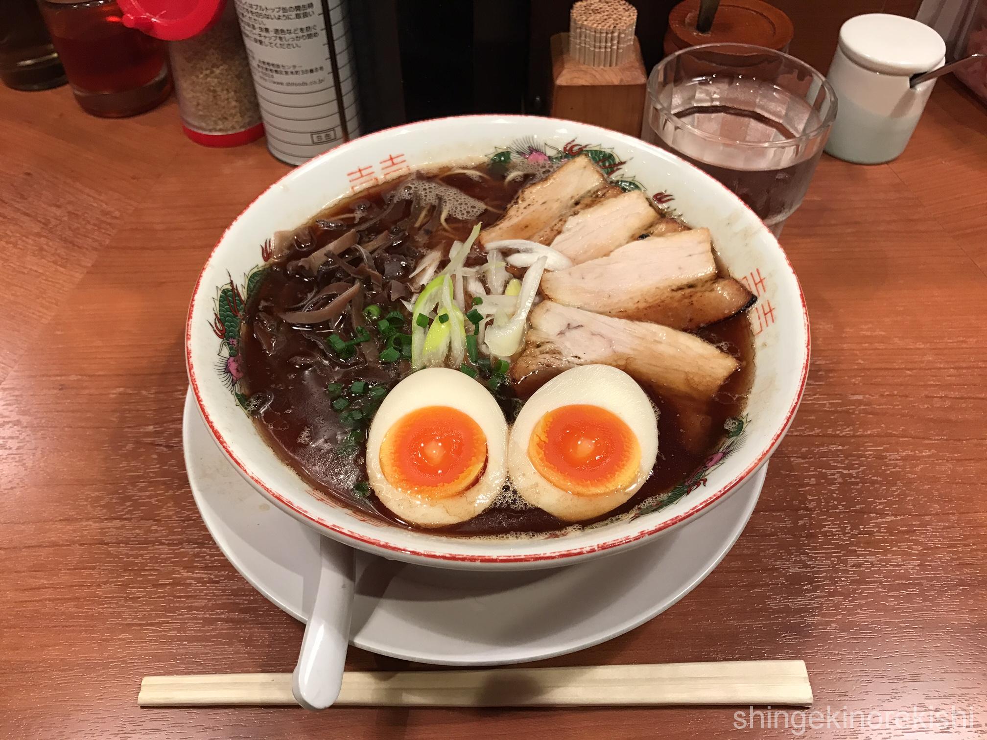 終電後を照らす背徳の湯気！深夜ラーメン激戦区の最新潜入取材