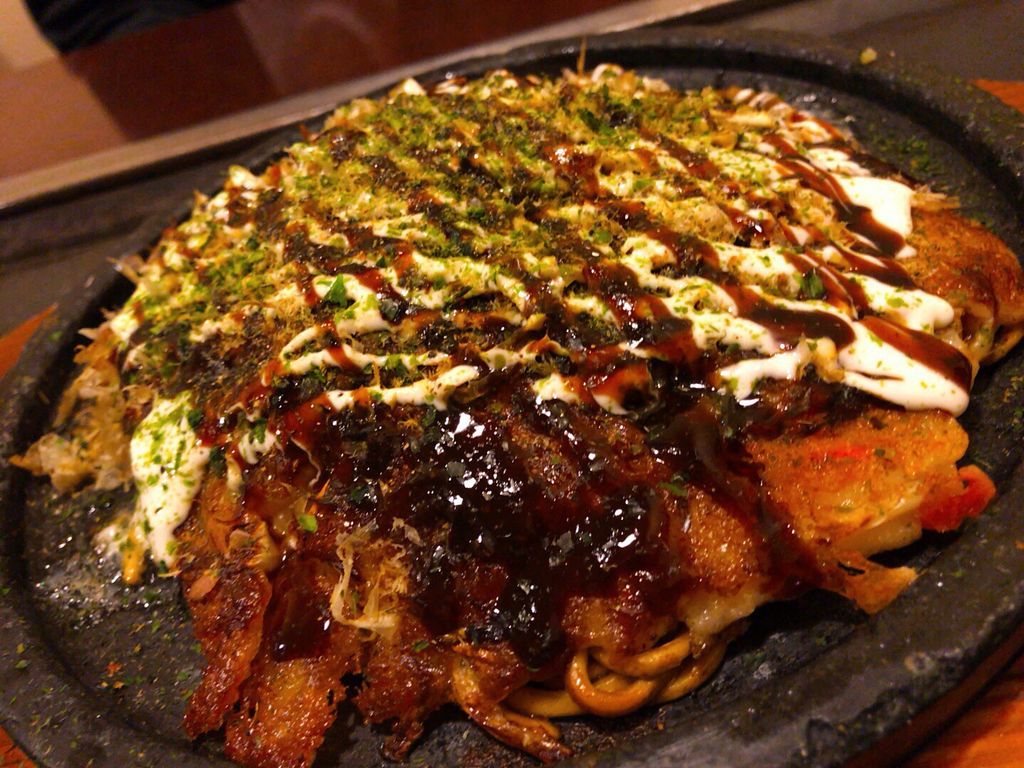 松山市のお好み焼き決定版！三津浜焼きの名店と地元推し最新ガイド