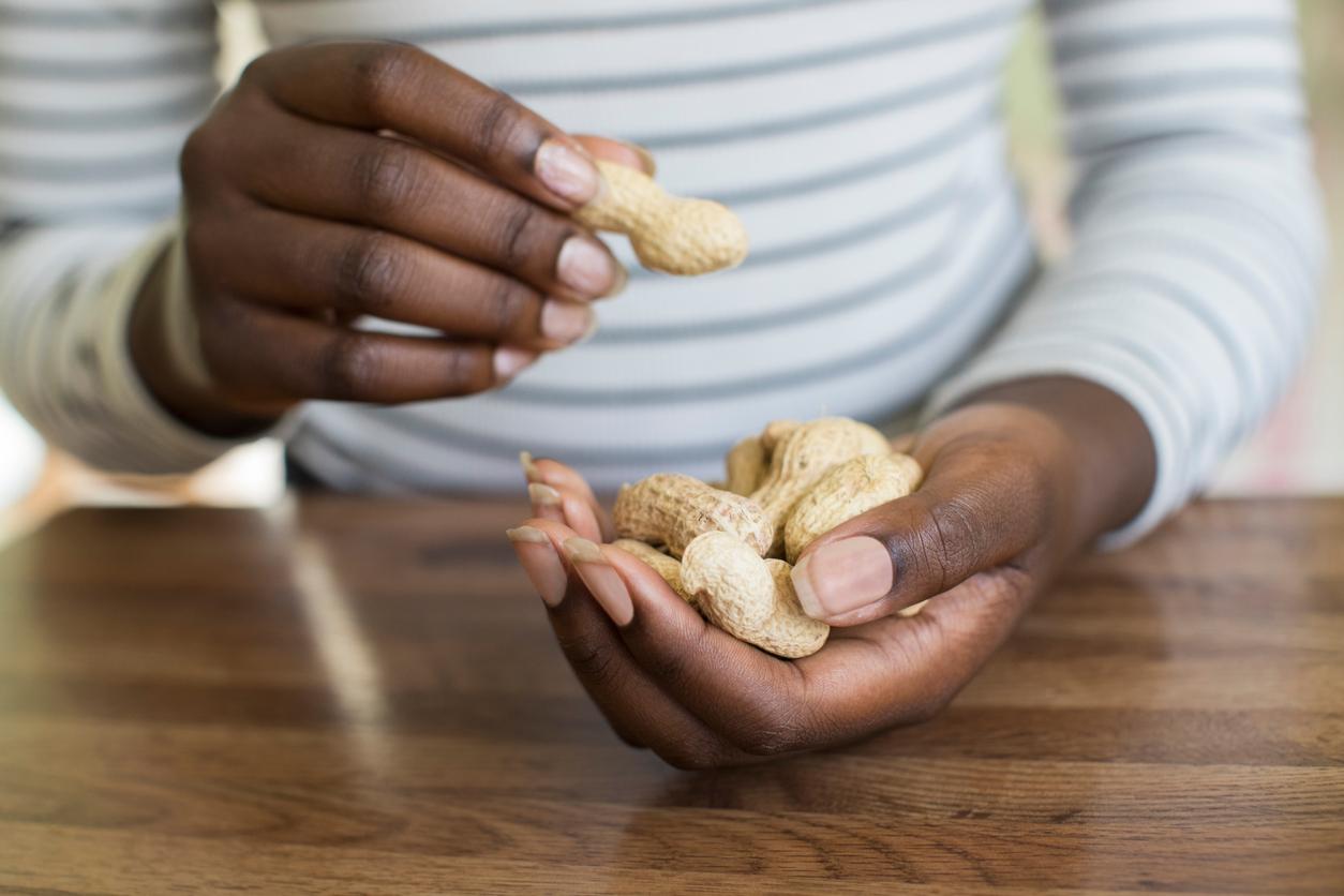 Do You Eat Peanut Shells
