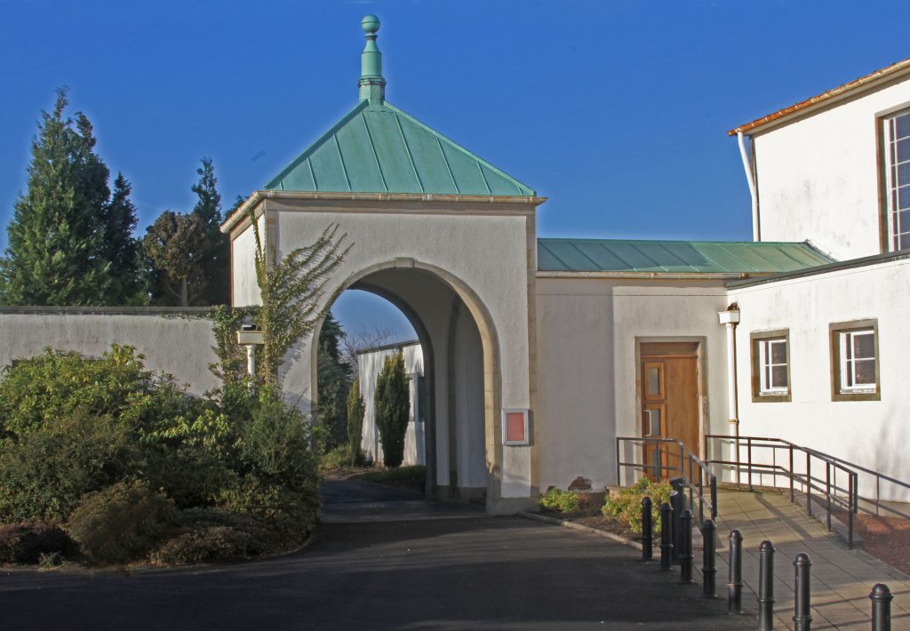 Cardross Cemetery & Crematorium Dumbarton Photos