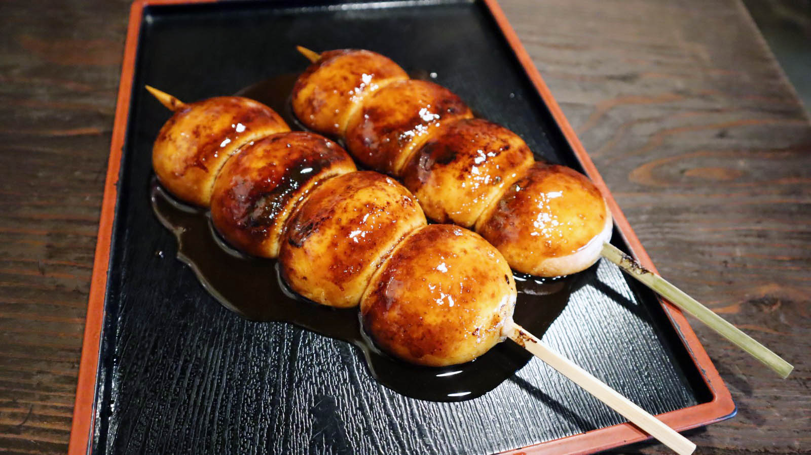 忠治茶屋本舗の焼きまんじゅう徹底解剖！秘伝味噌ダレの魅力と評判