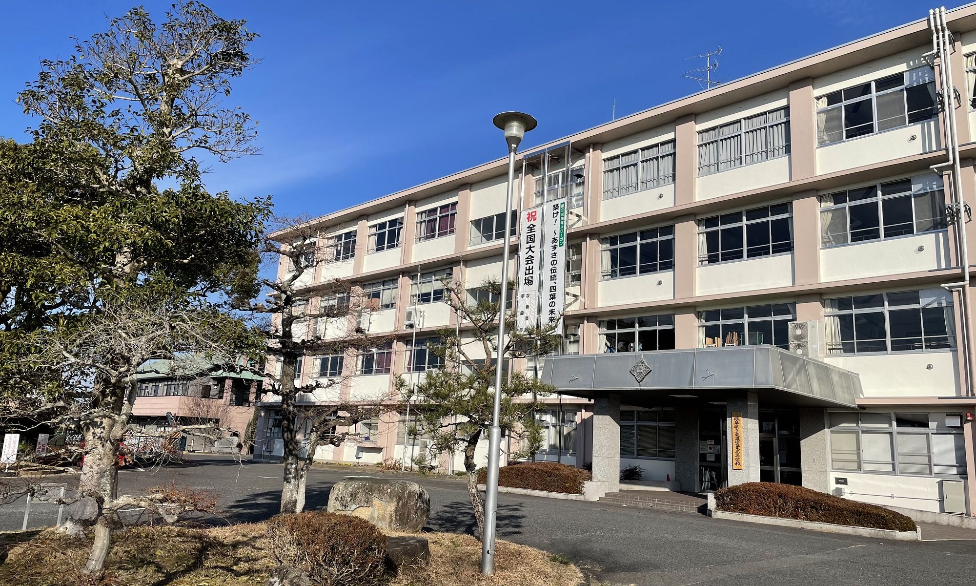 東濃実業高校の偏差値と倍率2026｜就職実績とリアルな評判