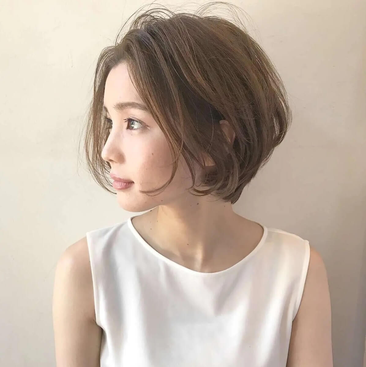 【2026年最新トレンド】大人世代の髪悩みを解消する「立体美ボブ」—若見えと扱いやすさを両立する奇跡のカット術
