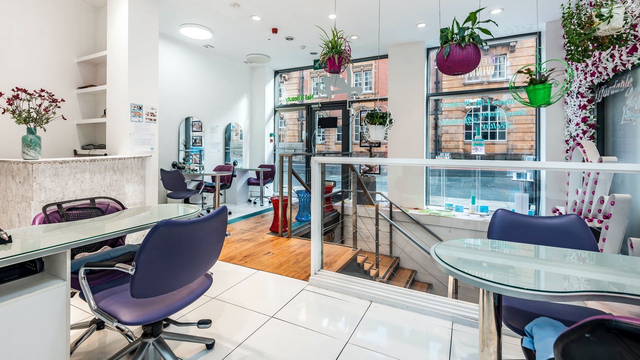 Lilly Nail and Beauty Salon Manchester Reviews