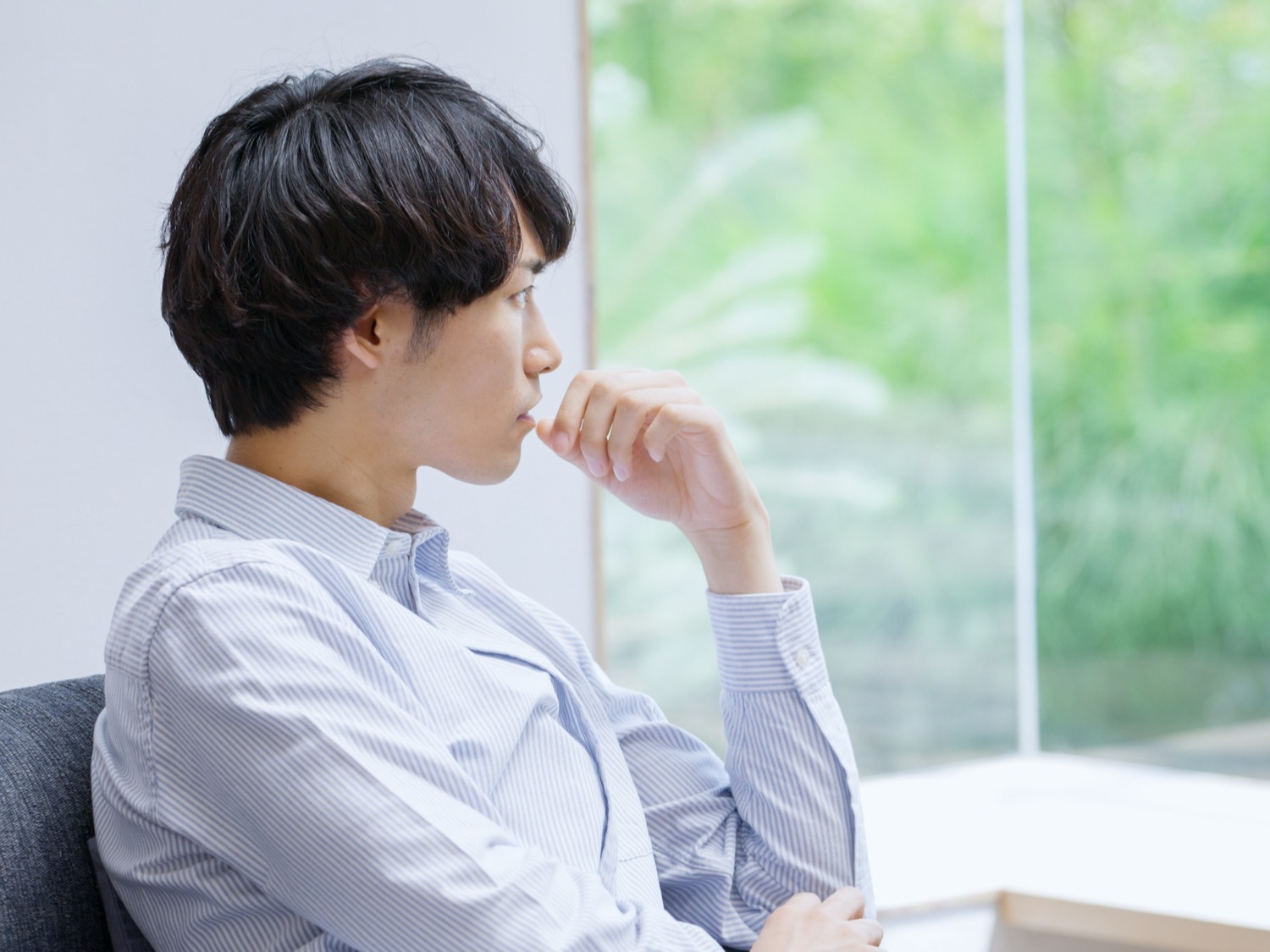 彼氏の「1人になりたい」は別れのサイン？男性心理の本音と正しい対処法