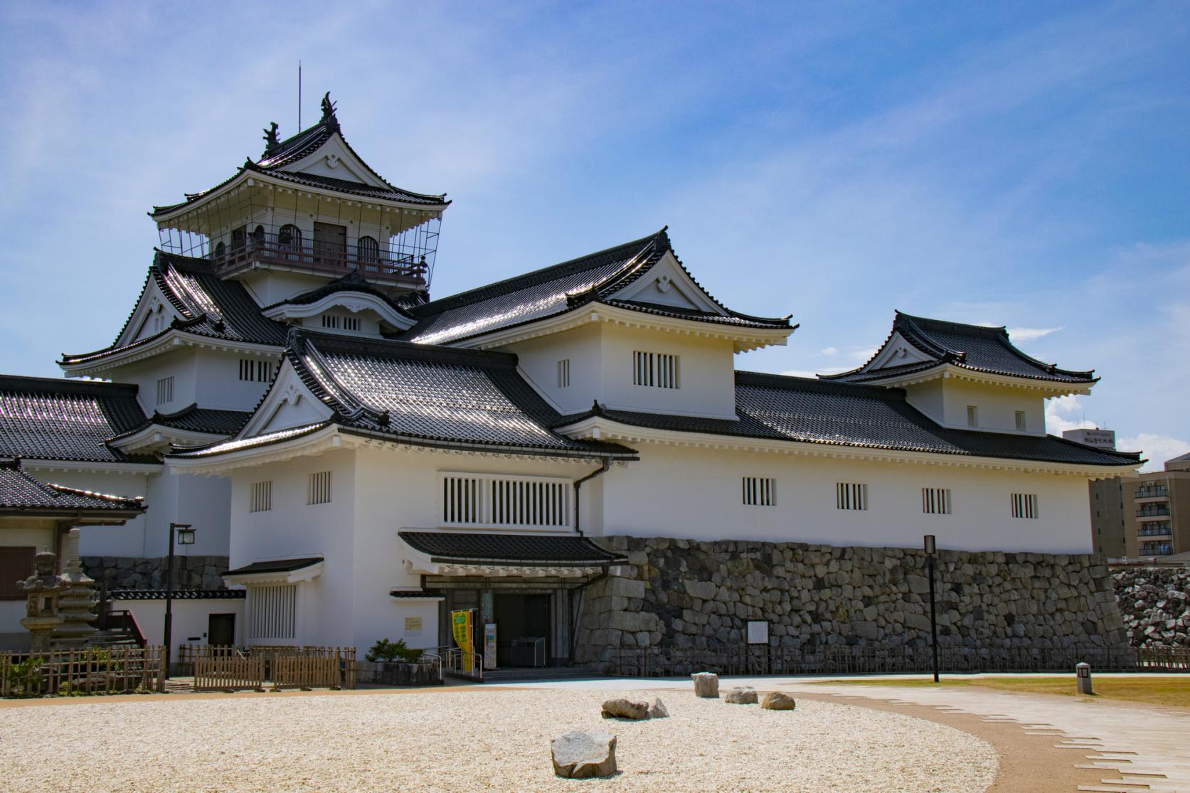 戦国覇者の影と天守の絶景！富山城の秘められた魅力を徹底解剖