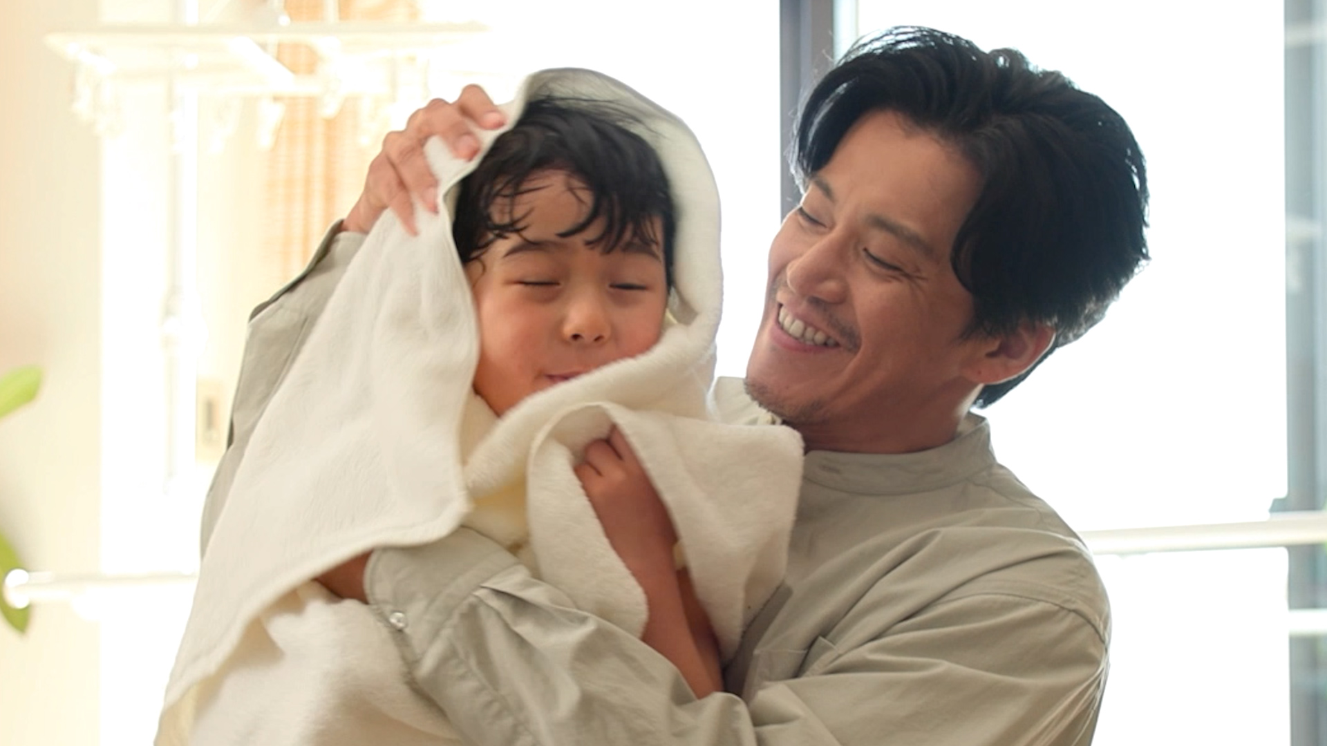 小栗旬と山田優の子供は何人？噂の教育事情と芸能界デビューの可能性