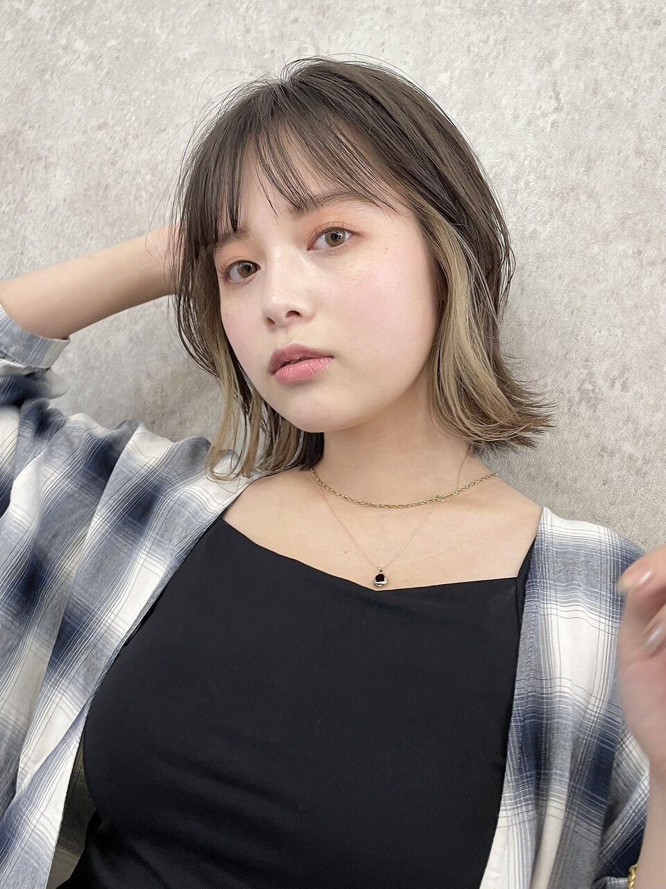 失敗しないイヤリングカラー！大人女子の人気色と隠せるオフィス対策