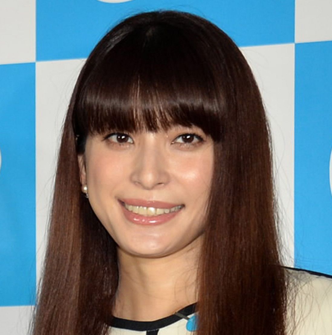 上原多香子の現在2026｜沖縄移住と再婚の真相、美容家転身の今