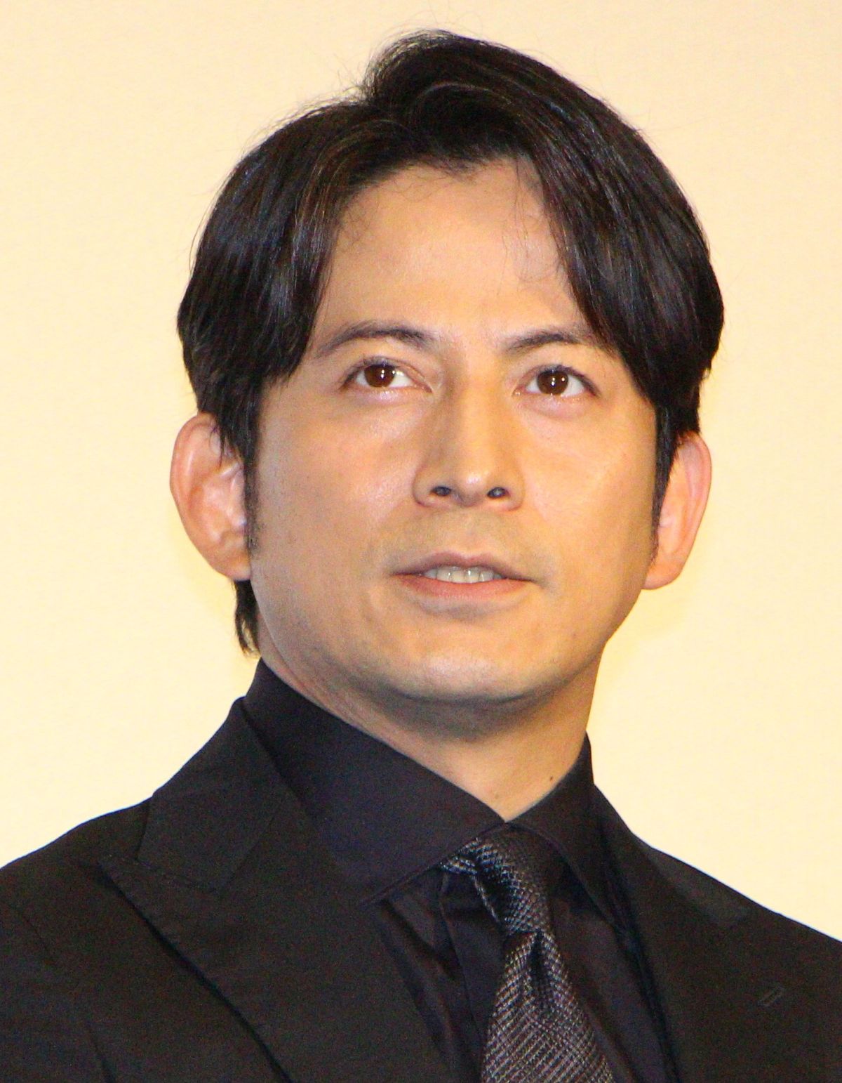 元V6の岡田准一はなぜ独立した？新会社設立の真相と現在の姿を徹底解説