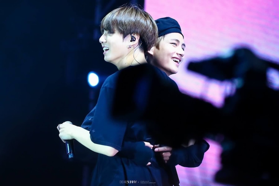 Bts Чонгук И Его Девушка