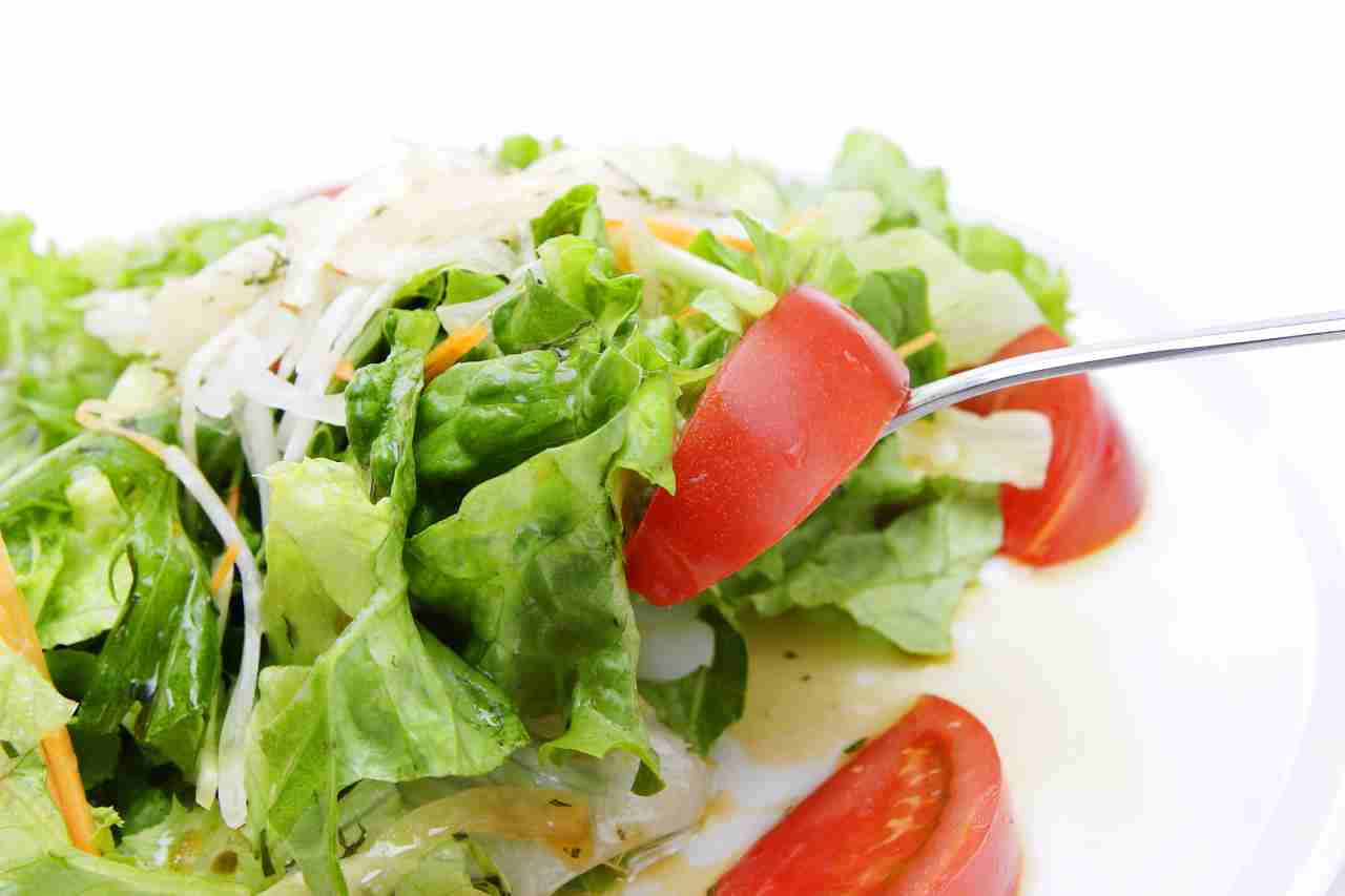 生野菜は何歳から？1歳Okの誤解と小児科医が警告するリスクの真相