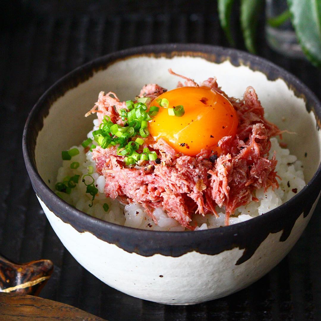 そのままは損？コンビーフの美味しい食べ方とプロ直伝の激変裏技レシピ